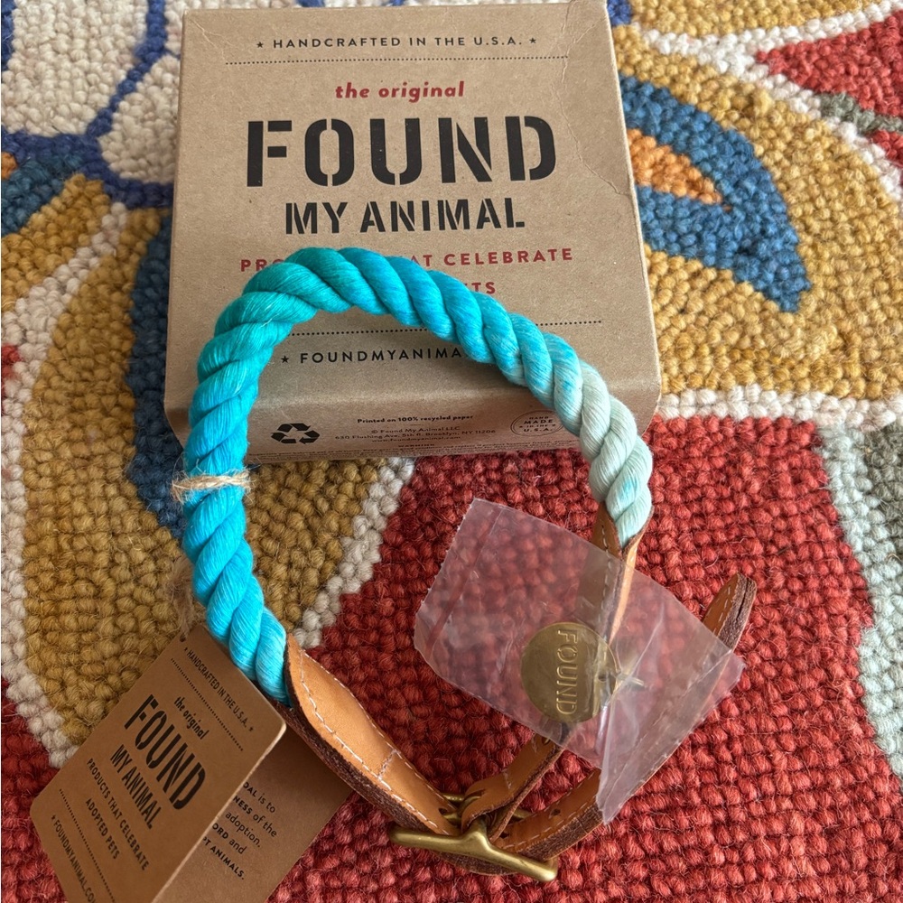 NWT Found My Animal Genuine Leather Turquoise and Cream Rope Collar size M